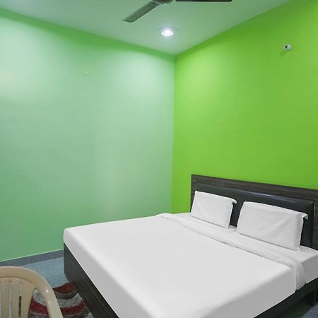 Capital O A-One Hotel Manesar Buitenkant foto